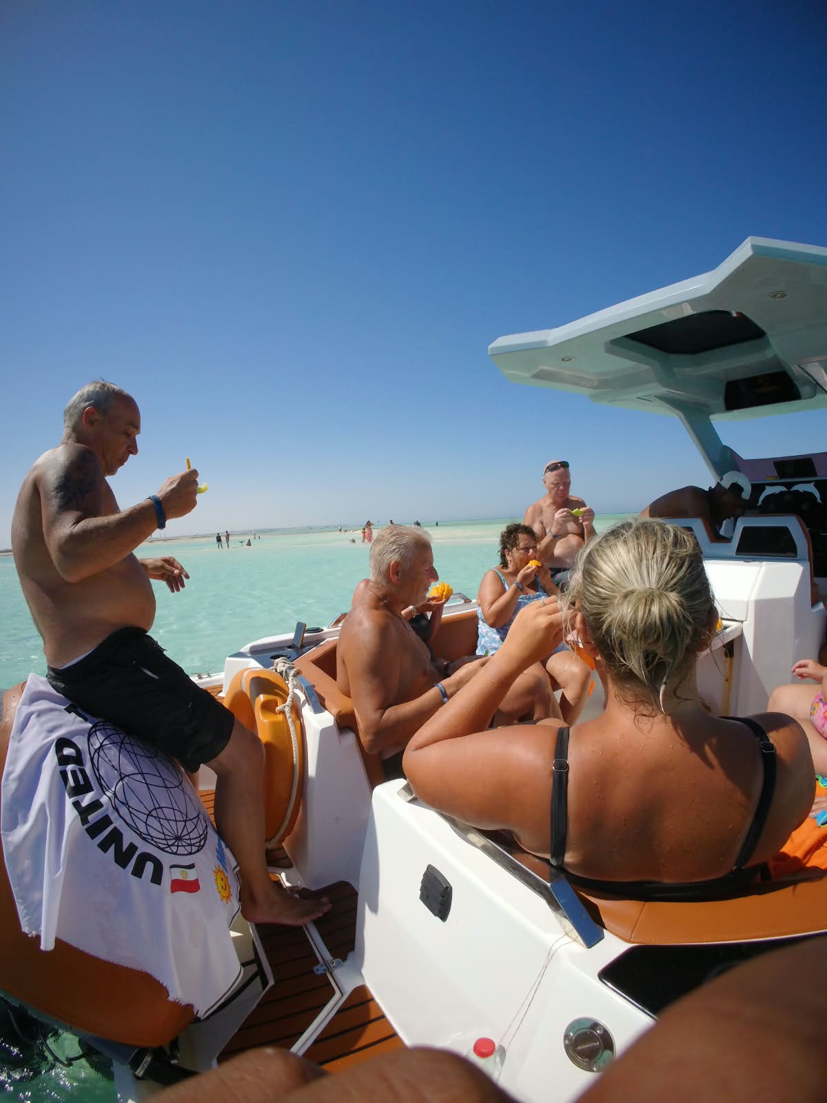 Private Speedboat — Photo 51