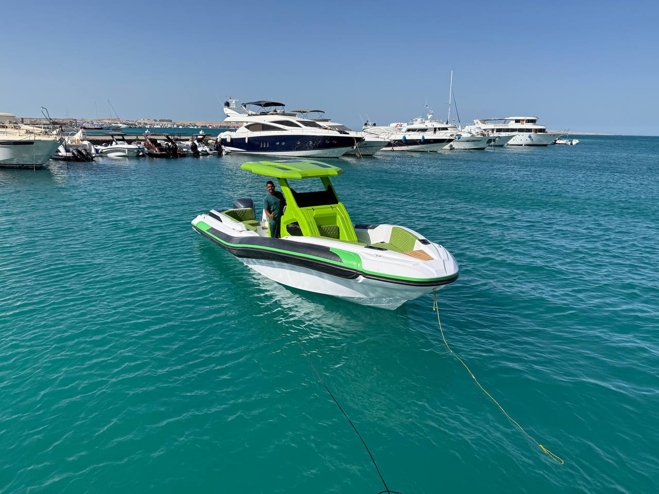 Private Speedboat — Photo 53